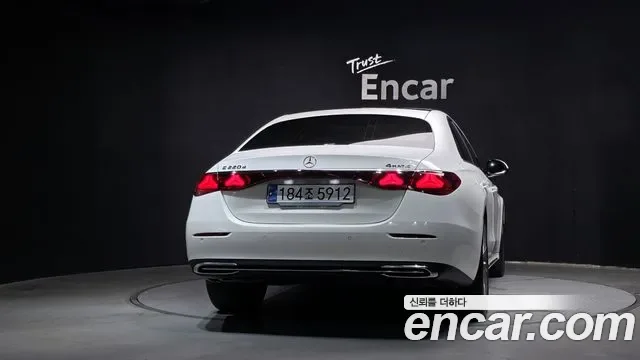 Mercedes-Benz E-Class E220d 4MATIC, миниатюра 7