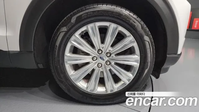 Ford Explorer 3.0 PHEV, миниатюра 14