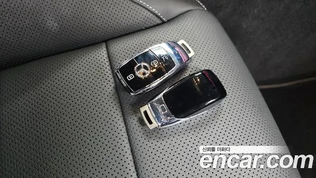 Mercedes-Benz E-Class E350 4MATIC AMG Line, миниатюра 29
