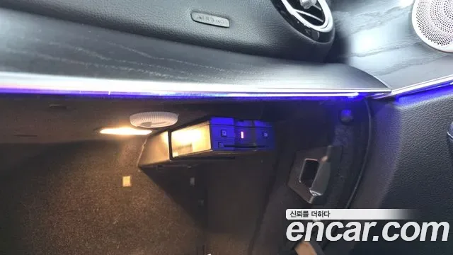 Mercedes-Benz E-Class E220d 4MATIC AMG Line, миниатюра 22