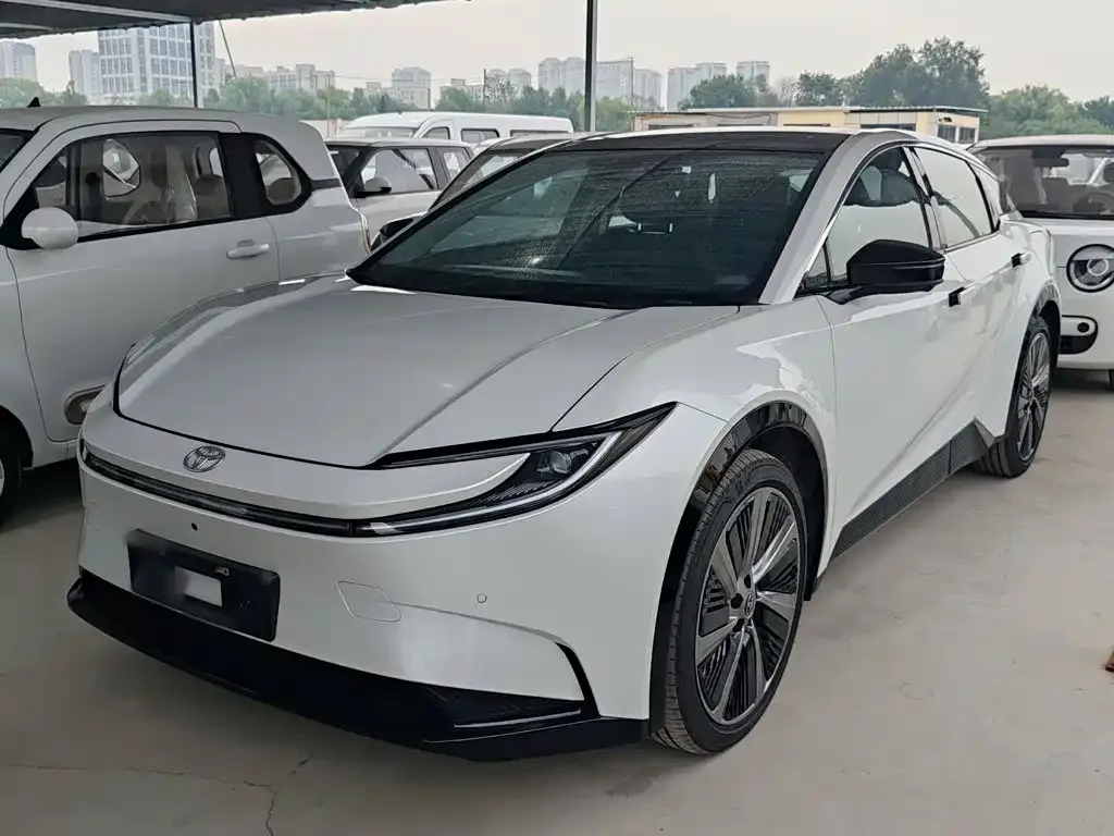 Toyota bZ5