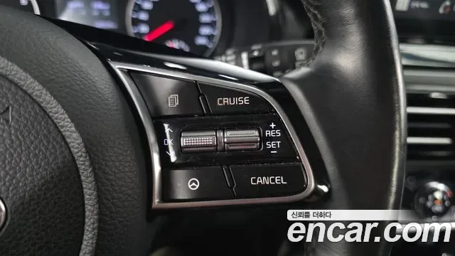 Kia Seltos бензин 1.6 Turbo 2WD Signature, миниатюра 5
