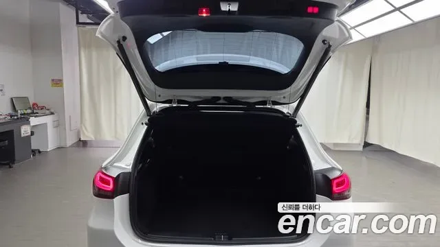 Mercedes-Benz GLA GLA220, миниатюра 20