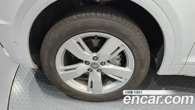 Audi Q5 45 TFSI Premium, миниатюра 21
