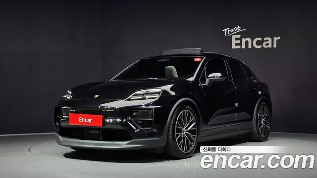 Porsche EV