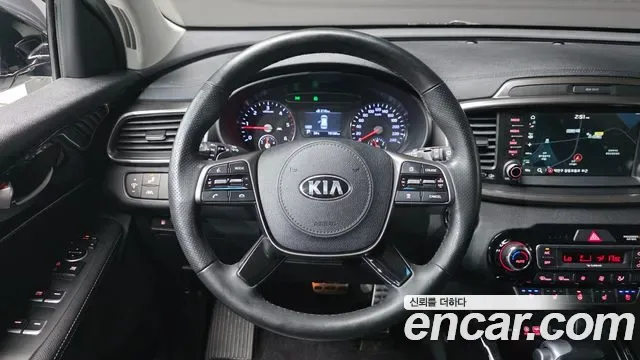 Kia Sorento дизель 2.0 2WD, миниатюра 9