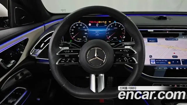 Mercedes-Benz E-Class E300 4MATIC AMG Line, миниатюра 27