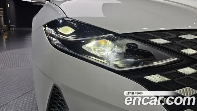 Hyundai Grandeur Calligraphy, миниатюра 3