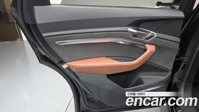 Audi e-, миниатюра 20