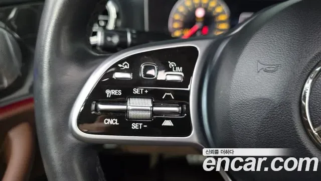 Mercedes-Benz E-Class E300 4MATIC AMG Line, миниатюра 5