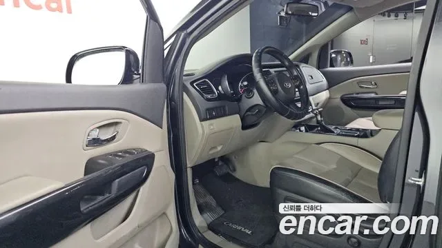 Kia Carnival 8 мест, миниатюра 17