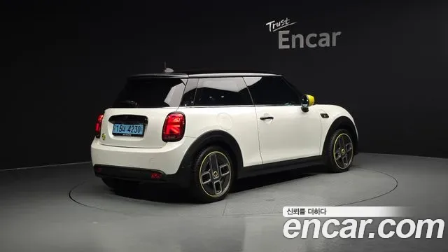 MINI Cooper SE III, миниатюра 5