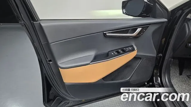 Kia EV6, миниатюра 11