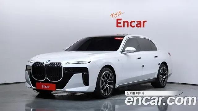 BMW 7 (G70) 740i xDrive M