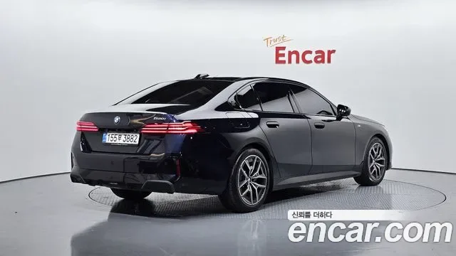 BMW 5 (G60) 520i M, миниатюра 19