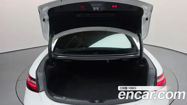 Mercedes-Benz E-Class E450 4MATIC, миниатюра 13