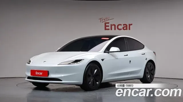 Tesla 3 RWD