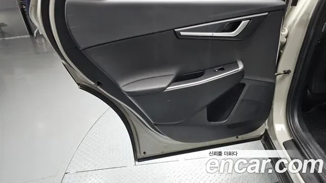 Kia EV6, миниатюра 28