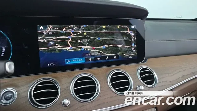Mercedes-Benz E-Class E250, миниатюра 8