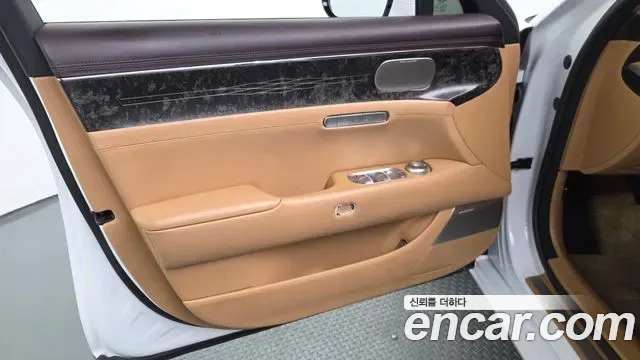 Genesis G90 (RS4) бензин 3.5 Turbo e-S/C AWD ( ), миниатюра 28