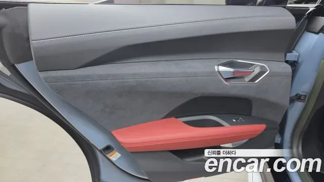Audi e- GT Premium, миниатюра 8