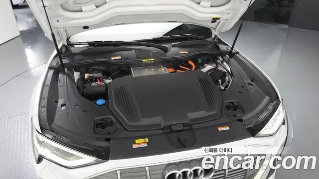 Audi e-, миниатюра 9