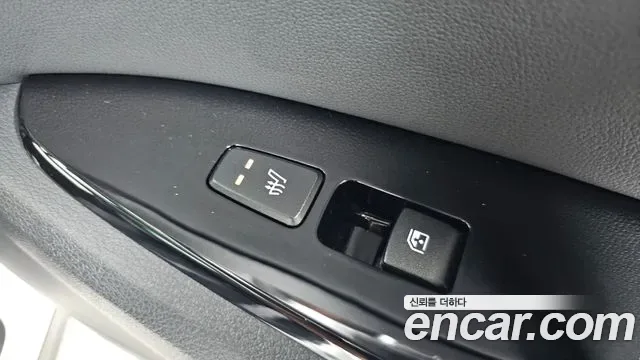 Kia Sportage Signature 2WD, миниатюра 2