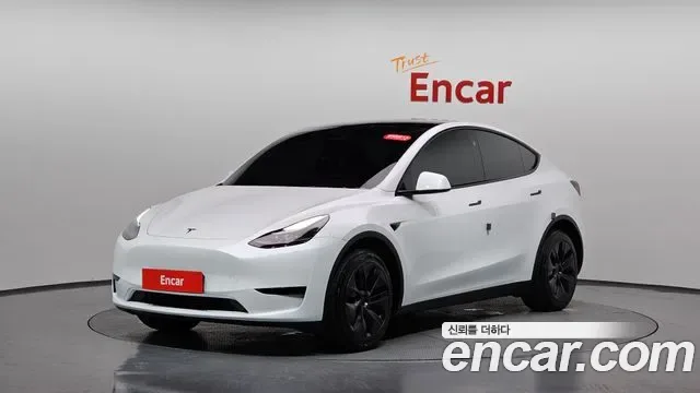 Tesla Y RWD