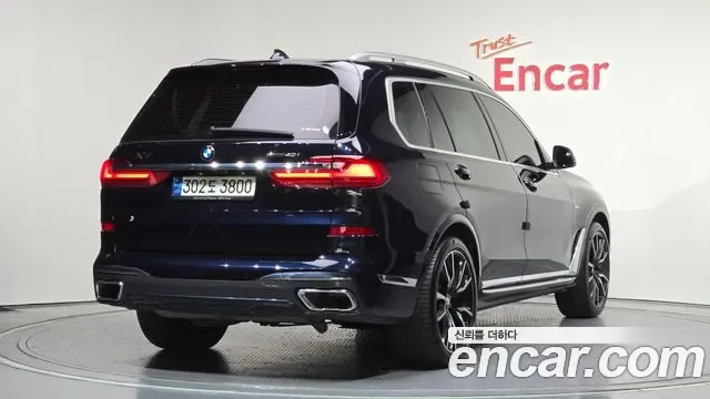 BMW X7 xDrive 40i M 6 мест, миниатюра 3