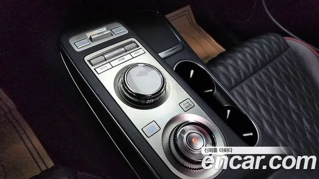 Genesis GV70 2.5T бензин AWD ( ), миниатюра 2