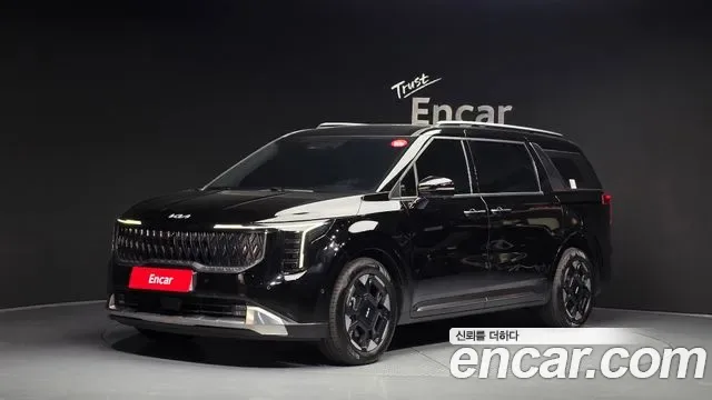 Kia Carnival бензин 9 мест Signature