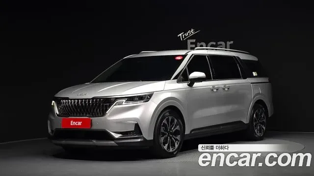 Kia Carnival бензин 7 мест