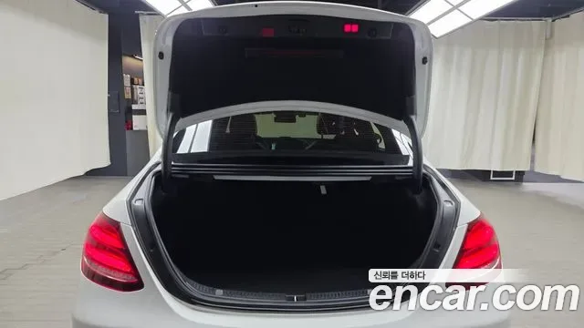 Mercedes-Benz E-Class E250, миниатюра 3