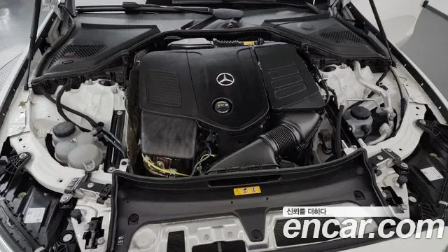 Mercedes-Benz E-Class E300 4MATIC AMG Line, миниатюра 17