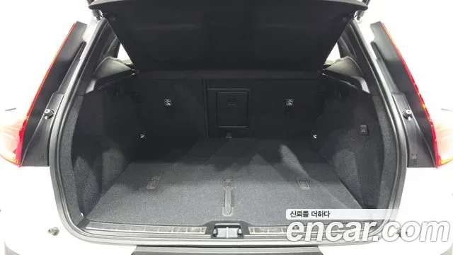 Volvo XC40 B4, миниатюра 30