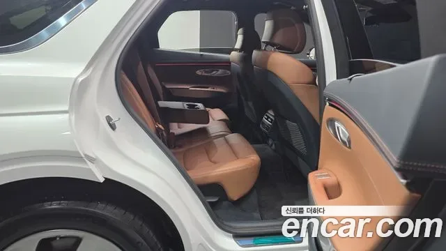Genesis GV70 2.5T бензин AWD ( ), миниатюра 25