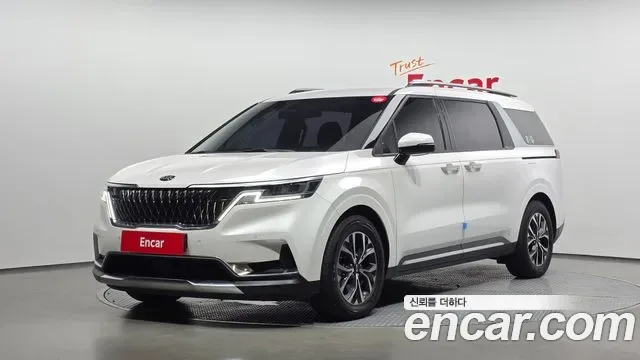 Kia Carnival бензин 9 мест