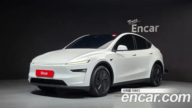 Tesla Y RWD