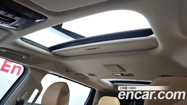 Kia Carnival дизель 7 мест, миниатюра 23