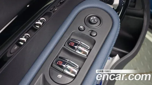 MINI Cooper ALL4 II, миниатюра 30