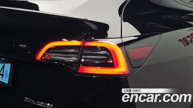Tesla Y AWD, миниатюра 5