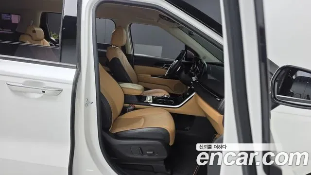 Kia Carnival бензин 9 мест, миниатюра 22