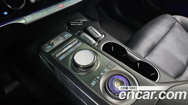 Genesis GV70 e-AWD, миниатюра 12