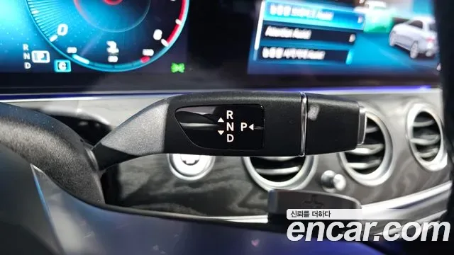 Mercedes-Benz E-Class E220d 4MATIC AMG Line, миниатюра 27