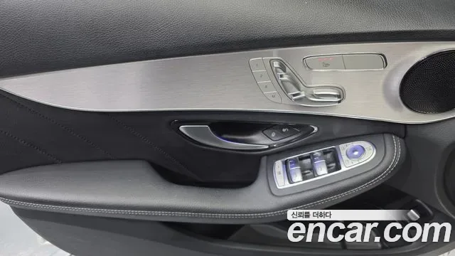 Mercedes-Benz C-Class C200 AMG Line, миниатюра 3