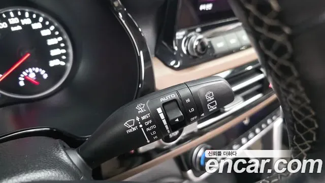 Kia Seltos бензин 1.6 Turbo 4WD, миниатюра 3