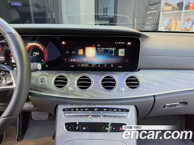 Mercedes-Benz E-Class E350 4MATIC, миниатюра 17