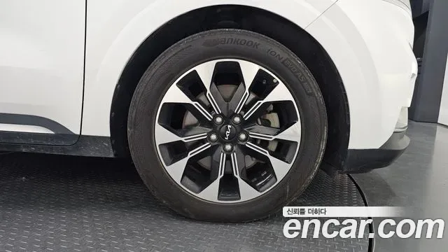 Kia Carnival дизель 7 мест Signature, миниатюра 23