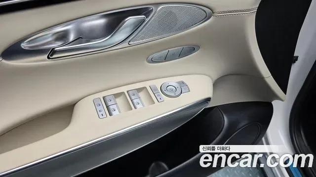 Genesis GV70 2.5T бензин 2WD ( ), миниатюра 10