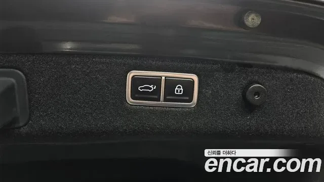 Genesis G70 бензин 3.3T 4WD ( ), миниатюра 8